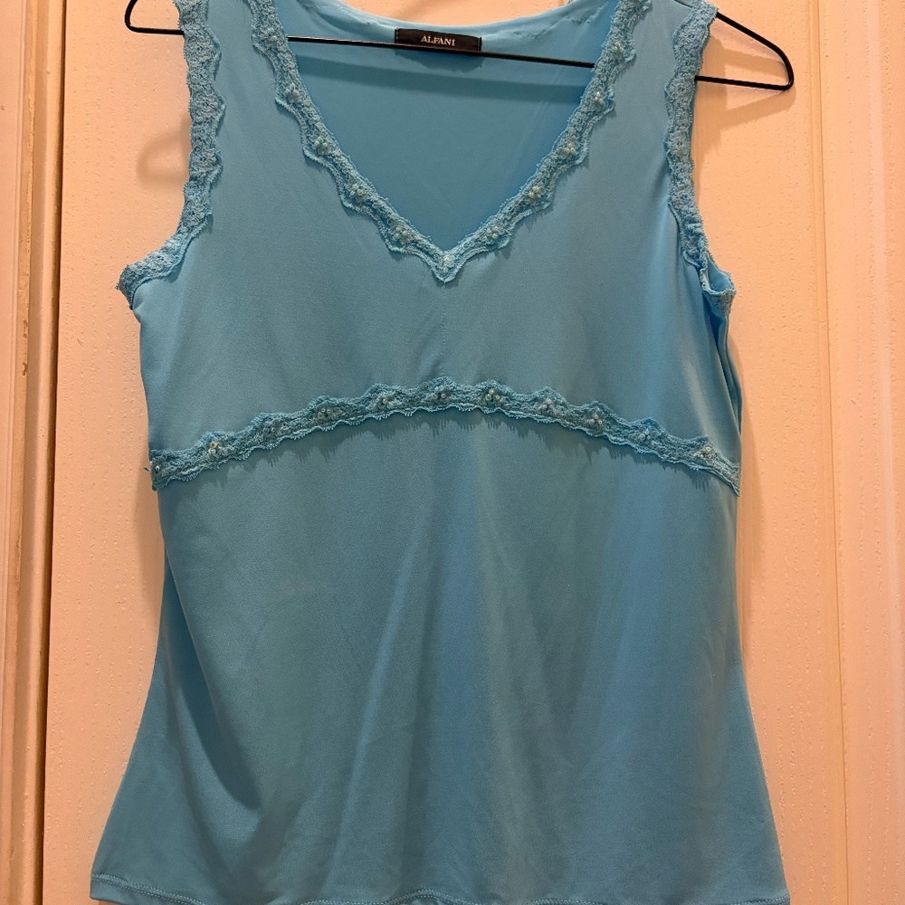 VINTAGE Y2K LACE TRIM TANKTOP